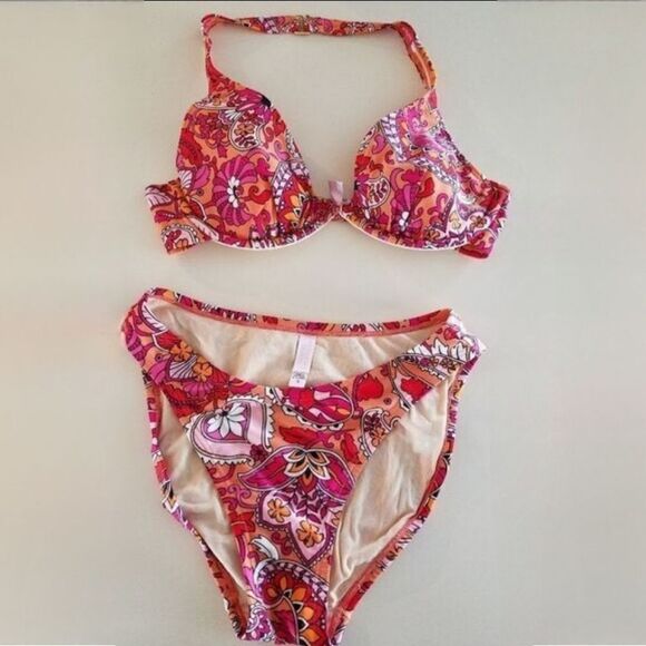 EUC Victoria's Secret Bikini Swim Suit - Picture 1 of 7